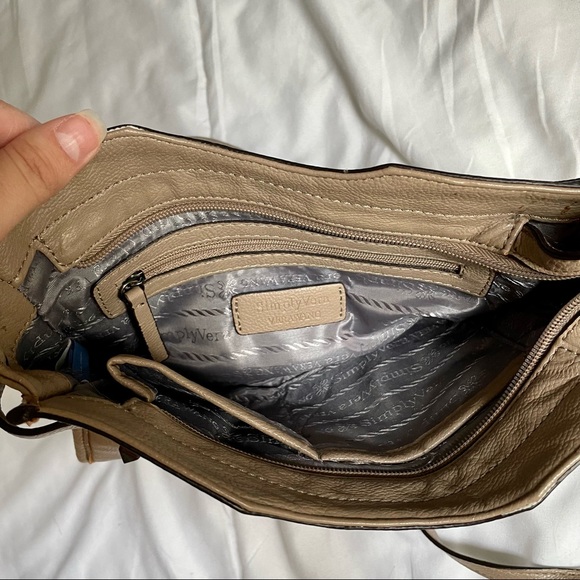 Simply Vera Wang Crossbody Purse Tan/Beige - Picture 6 of 8